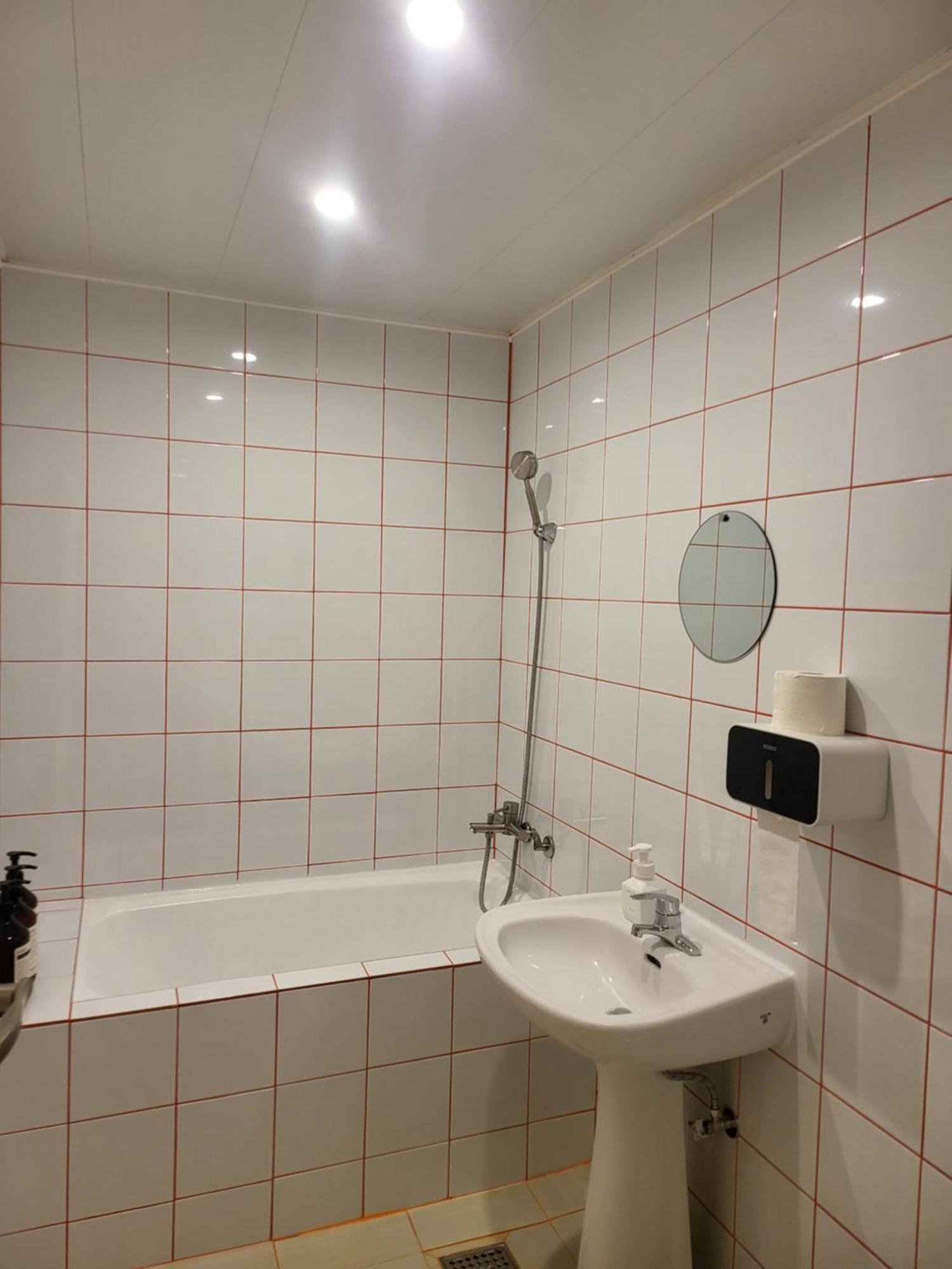 Hotel Dongnae Busan Bagian luar foto